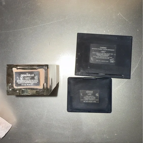 NARS Makeup Set - Picture 3 of 4